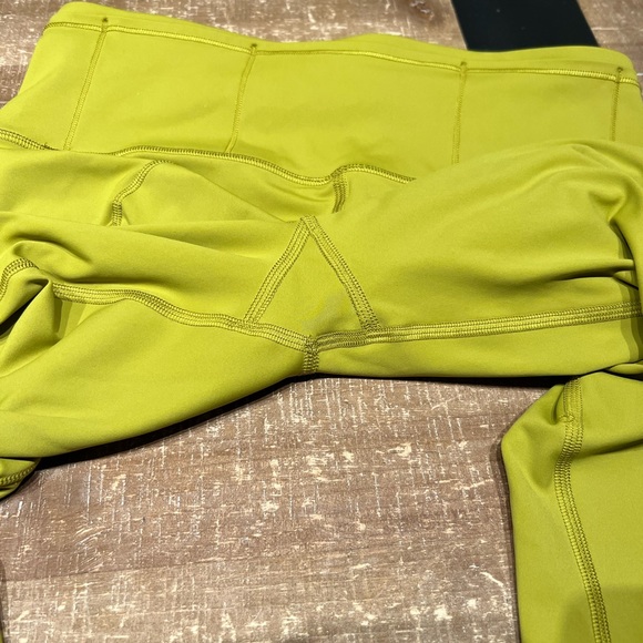 Lululemon Fast and Free Crop II 19"
*Nulux - Picture 13 of 15